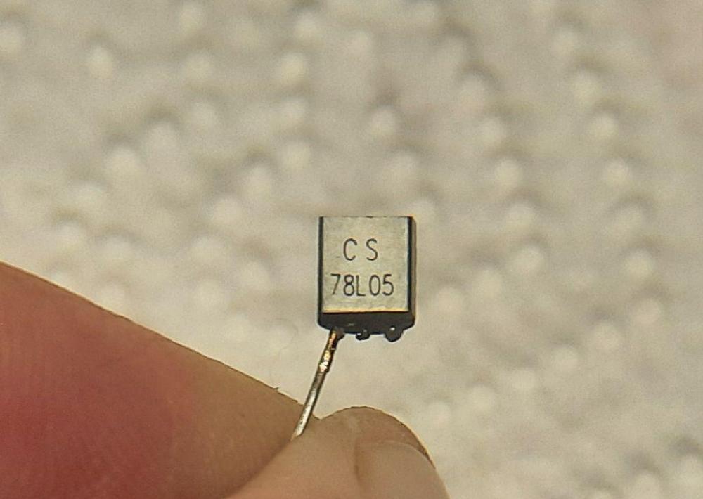 transistor.thumb.jpg.0a6c5e64c9b788587290b0c7cdfca1fa.jpg