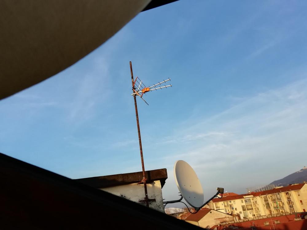 859315680_Antenna(3).jpg