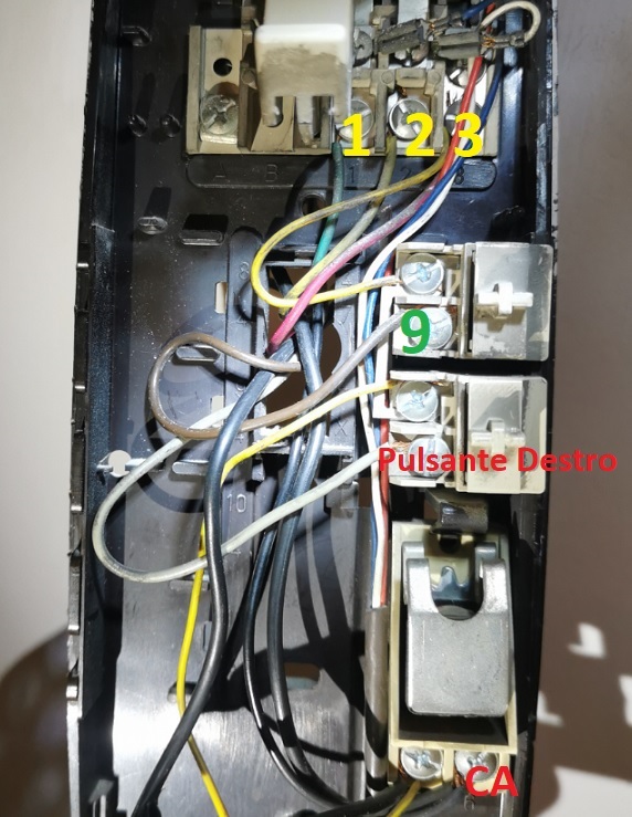 1199102972_ConversioneElvox1-019-Urmet1133-15.jpg.852e589690ee44991e7634b0a93b72ff.jpg