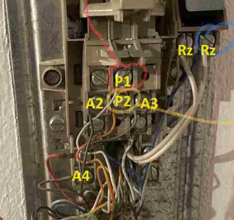 VecchiocitofonoElvoxconRing.thumb.jpg.e6d753cef99cbbe0a45cf49f230667e5.jpg
