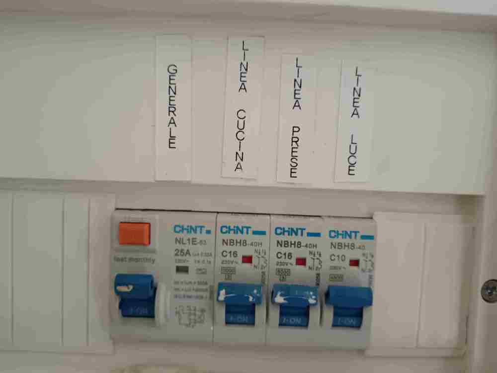 quadro-elettrico.jpg
