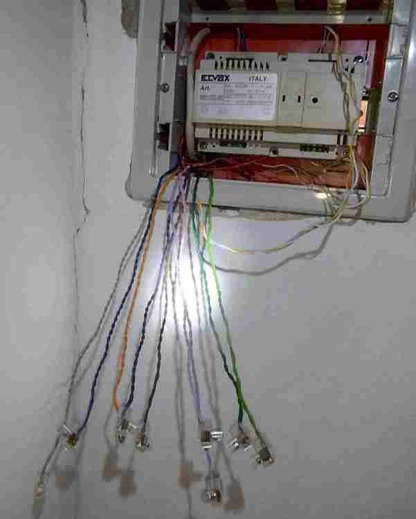 alimentatore831-x_campanelli (2).jpg