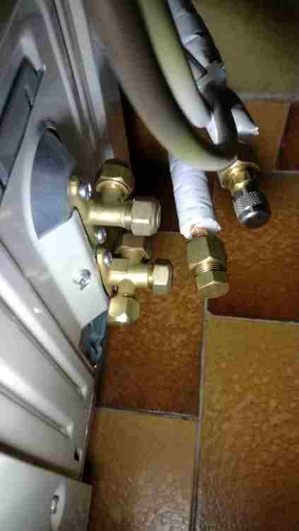 Daikin collegamento unità esterna.jpg