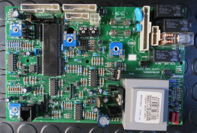 Aristoncmp2hsM-FFIMicroCodice099954711000ebay.png.badc6adb3c746e809f0f03d8442d4a13.png