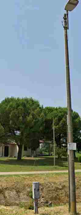 lampione.jpg.71ca41a97c0824a7a58fc0b3c8232278.jpg