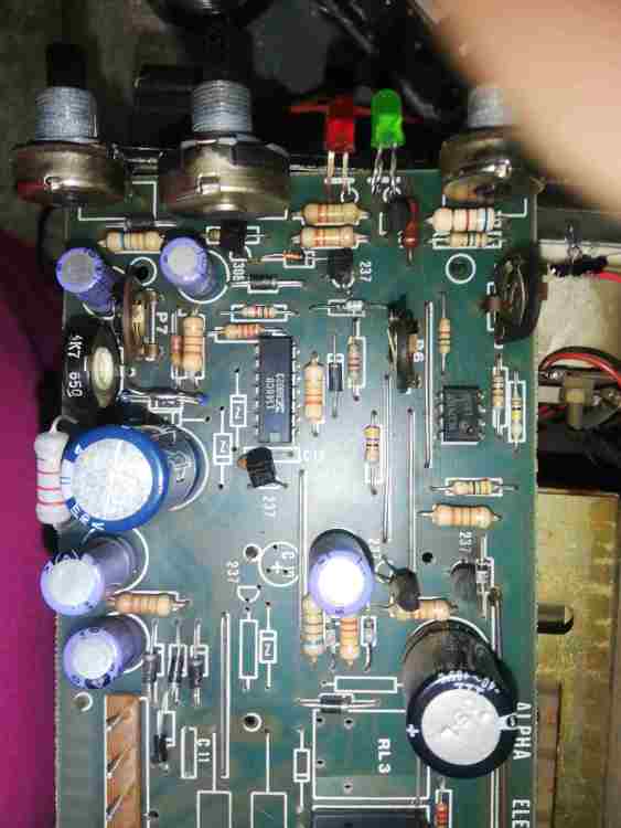 AL830 P1.jpg
