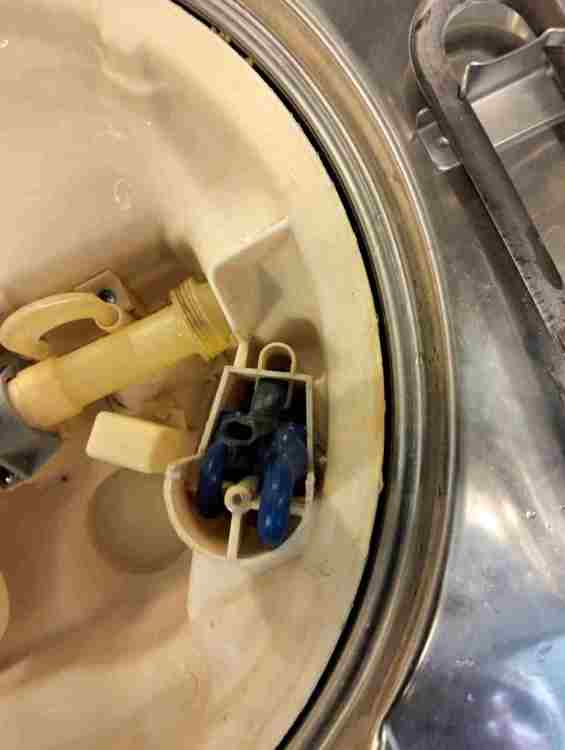 WhatsApp Image 2025-11-01 at 10.07.40 (2).jpeg