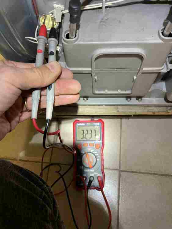 07 prova condensatore 5mf.jpg